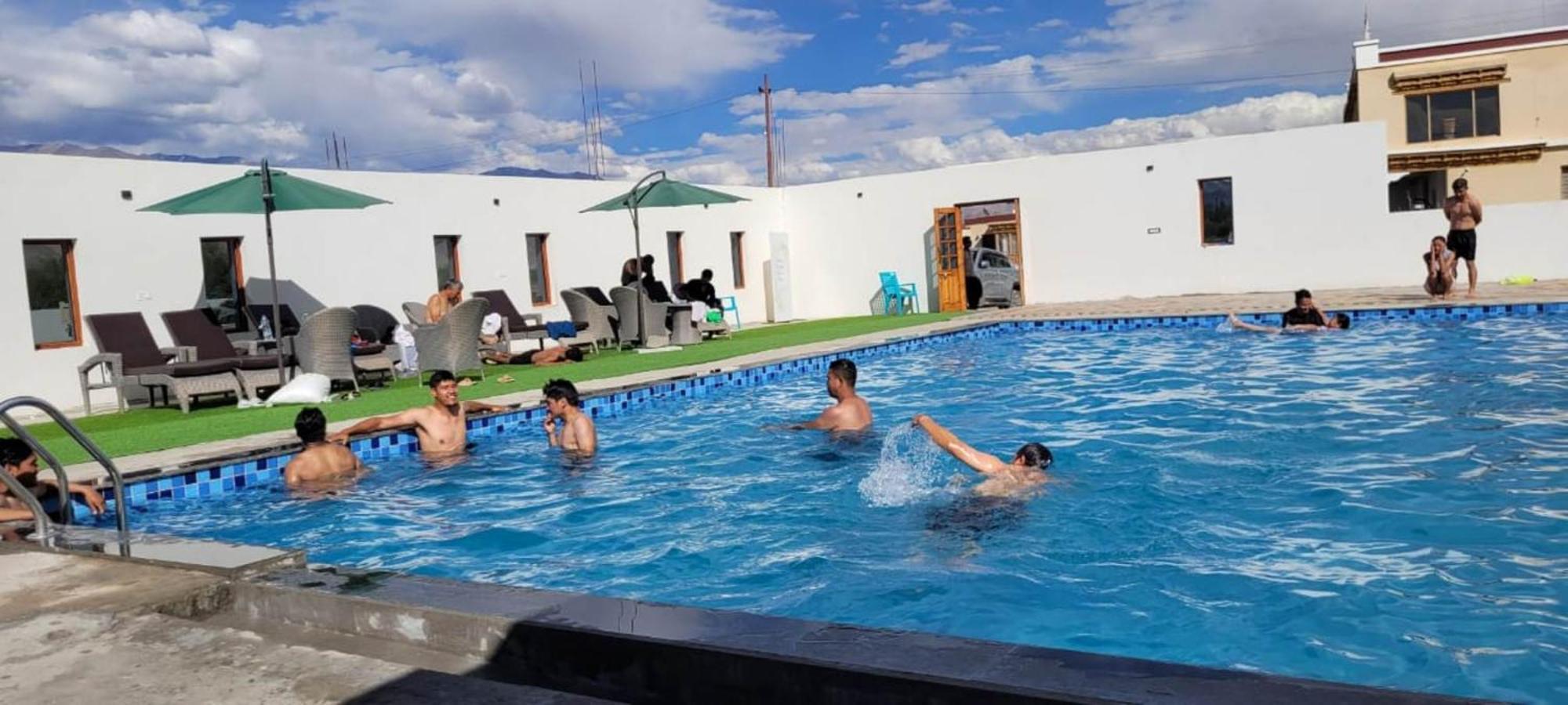 The Fortune Resorts レー エクステリア 写真